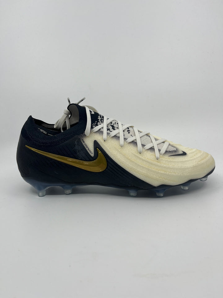 Nike Phantom GX 2 - Size 42