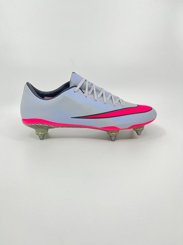 Nike Mercurial Vapor X - Size 40