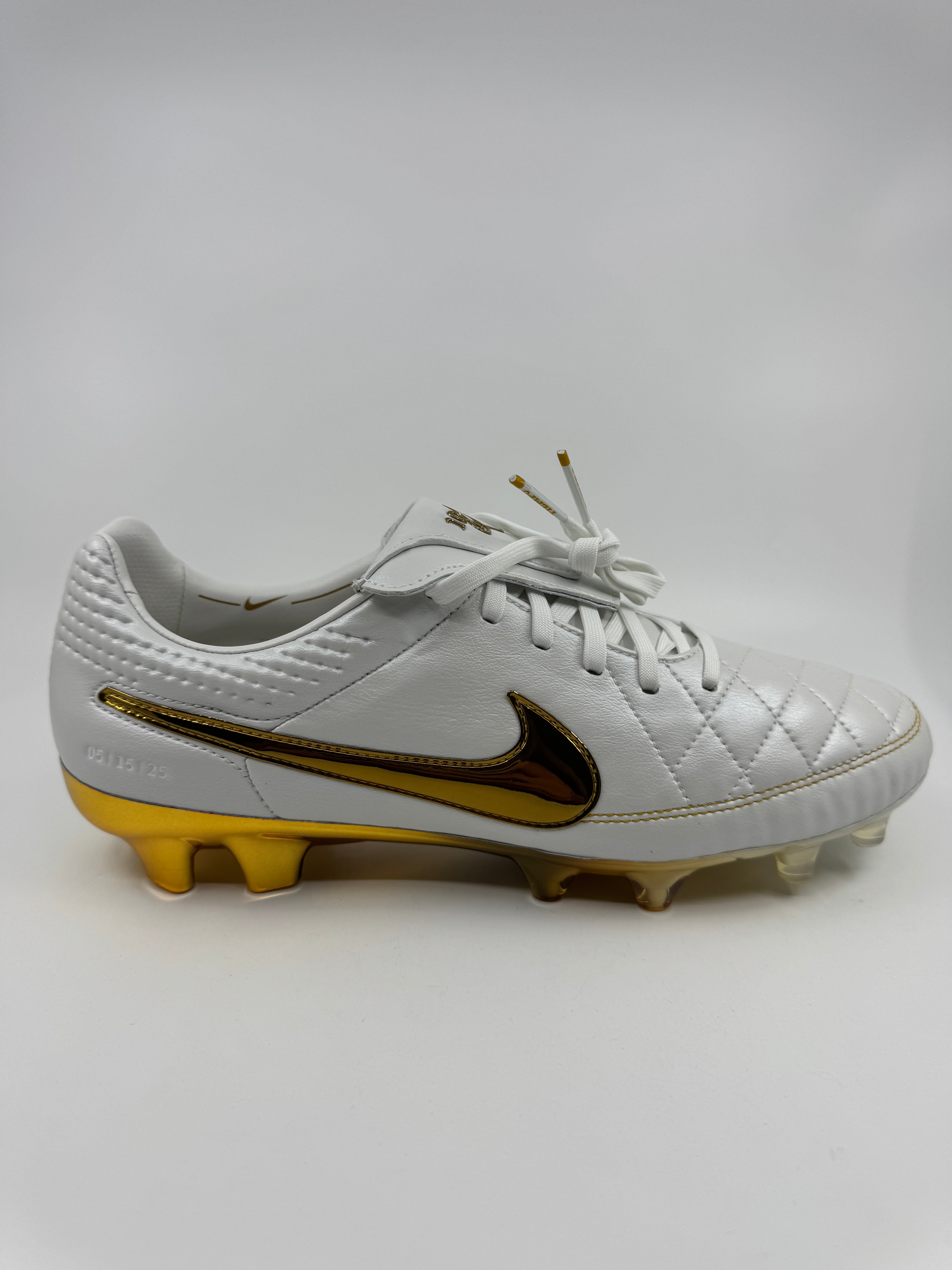 Nike Tiempo Legend Ronaldinho - Size 44,5 – Forza by ShoeGems