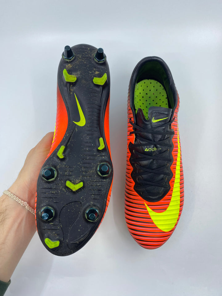 Nike Mercurial Vapor XI - Size 43