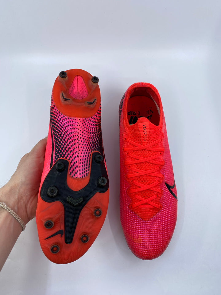 Nike Mercurial Vapor 13 - Size 42