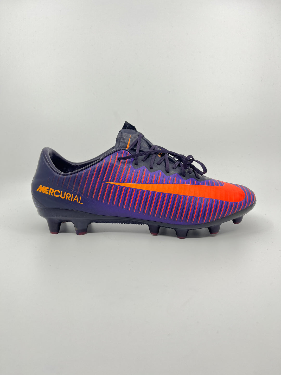 Nike Mercurial Vapor 11 - Size 42