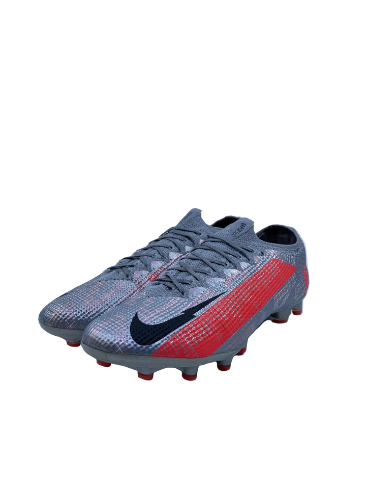 Nike Mercurial Vapor 13 - Size 43