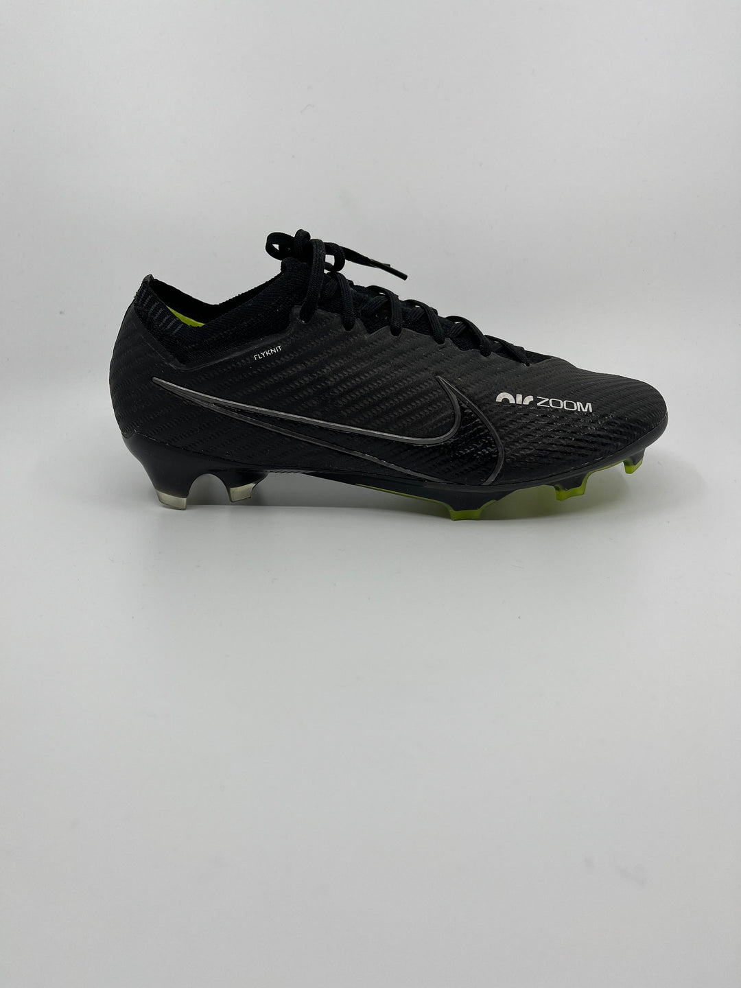 Nike Mercurial Vapor 15 - Size 40