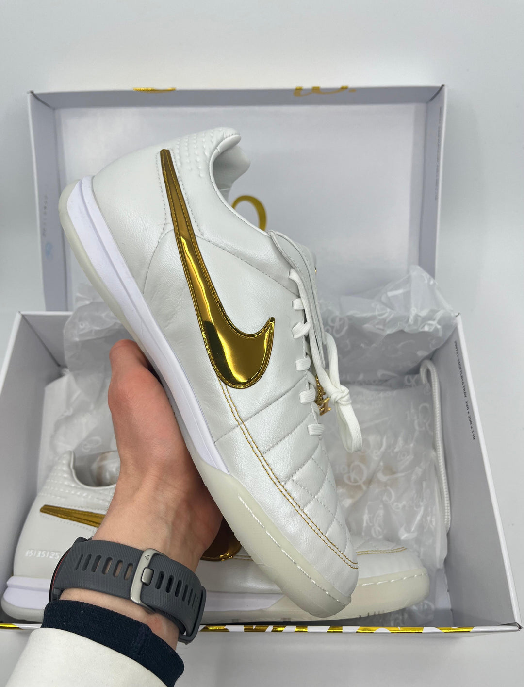 Nike Tiempo Legend IC 10R - Size 43