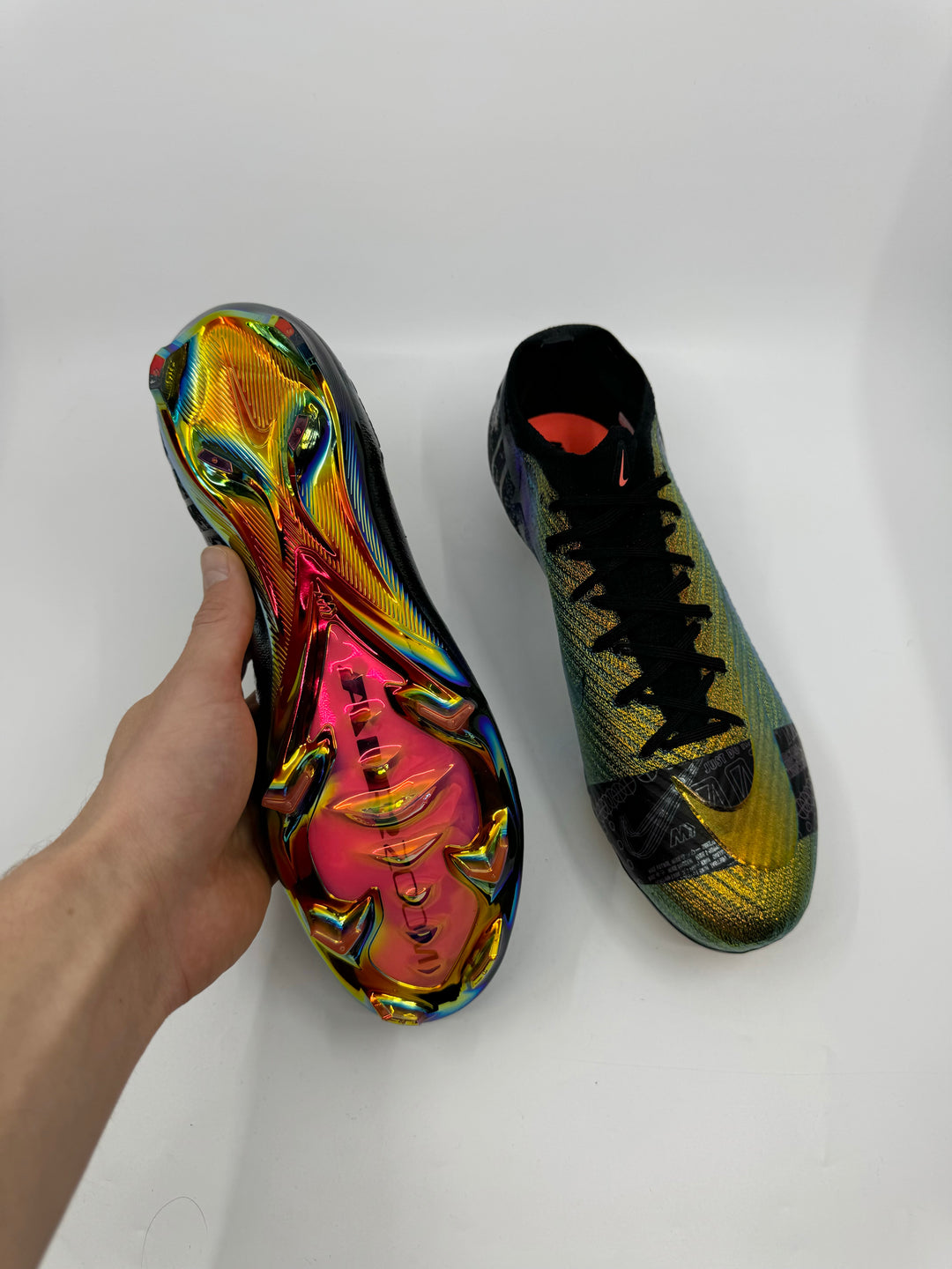 Nike Mercurial Vapor 16 Limited Edition - Size 43