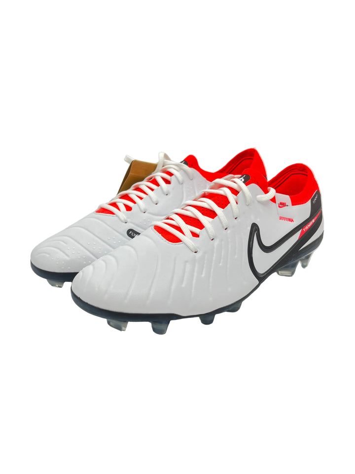 Nike Tiempo Legend 10 - size 43