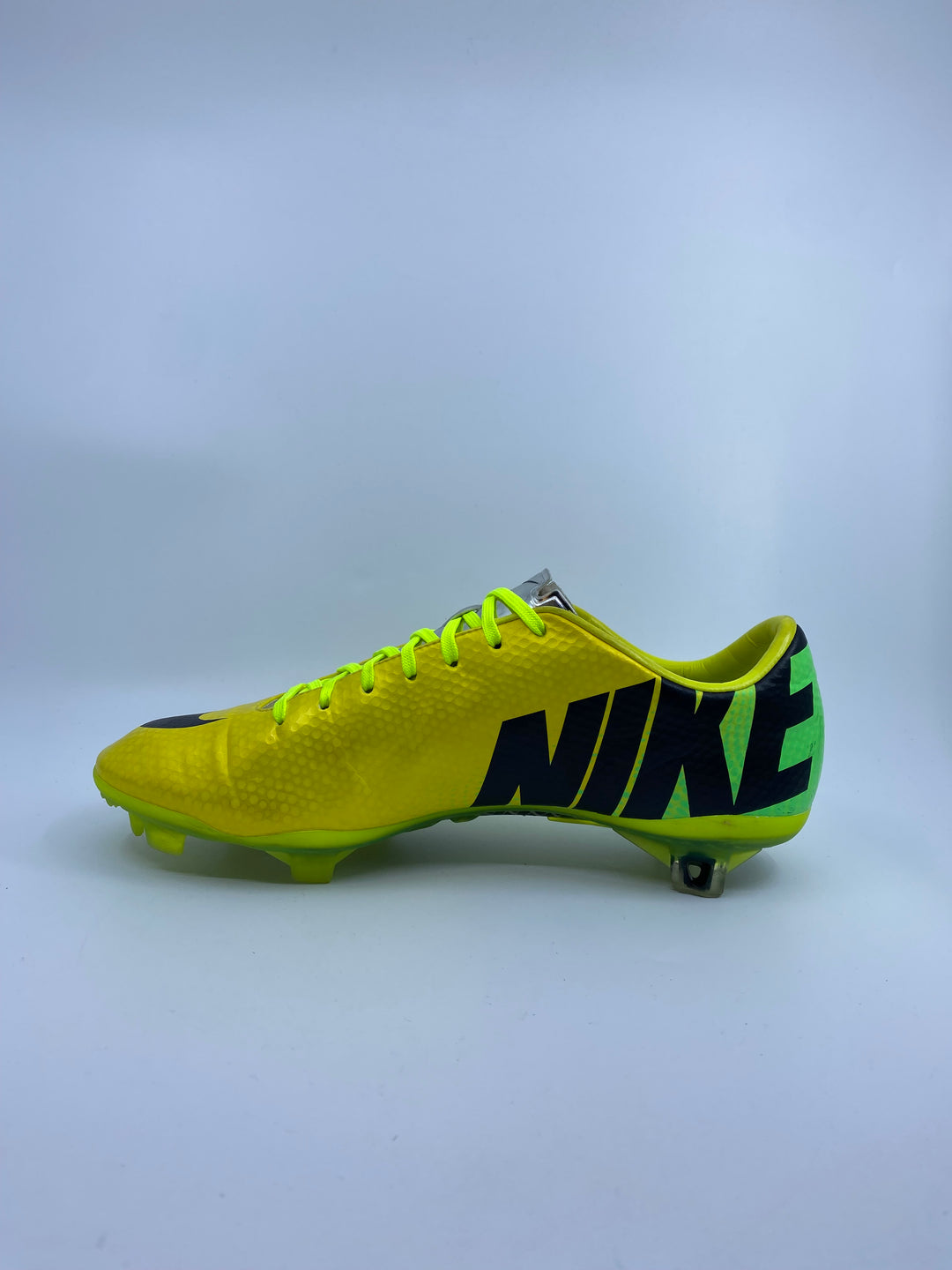 Nike Mercurial Vapor IX - Size 40.5