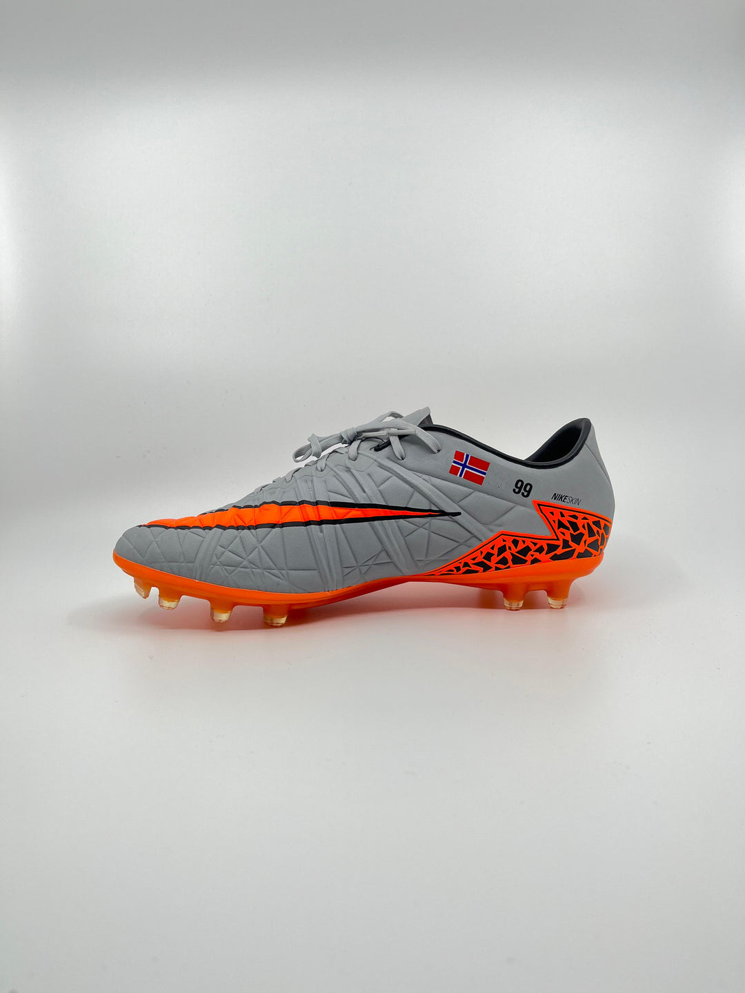 Nike Hypervenom Phinish - Size 41