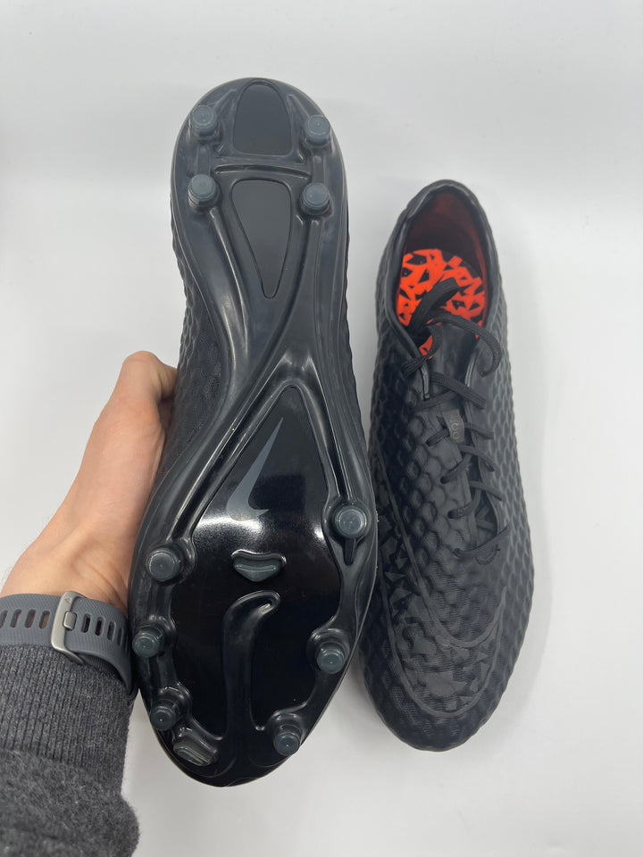 NIKE HYPERVENOM PHANTOM 1 - SIZE 47