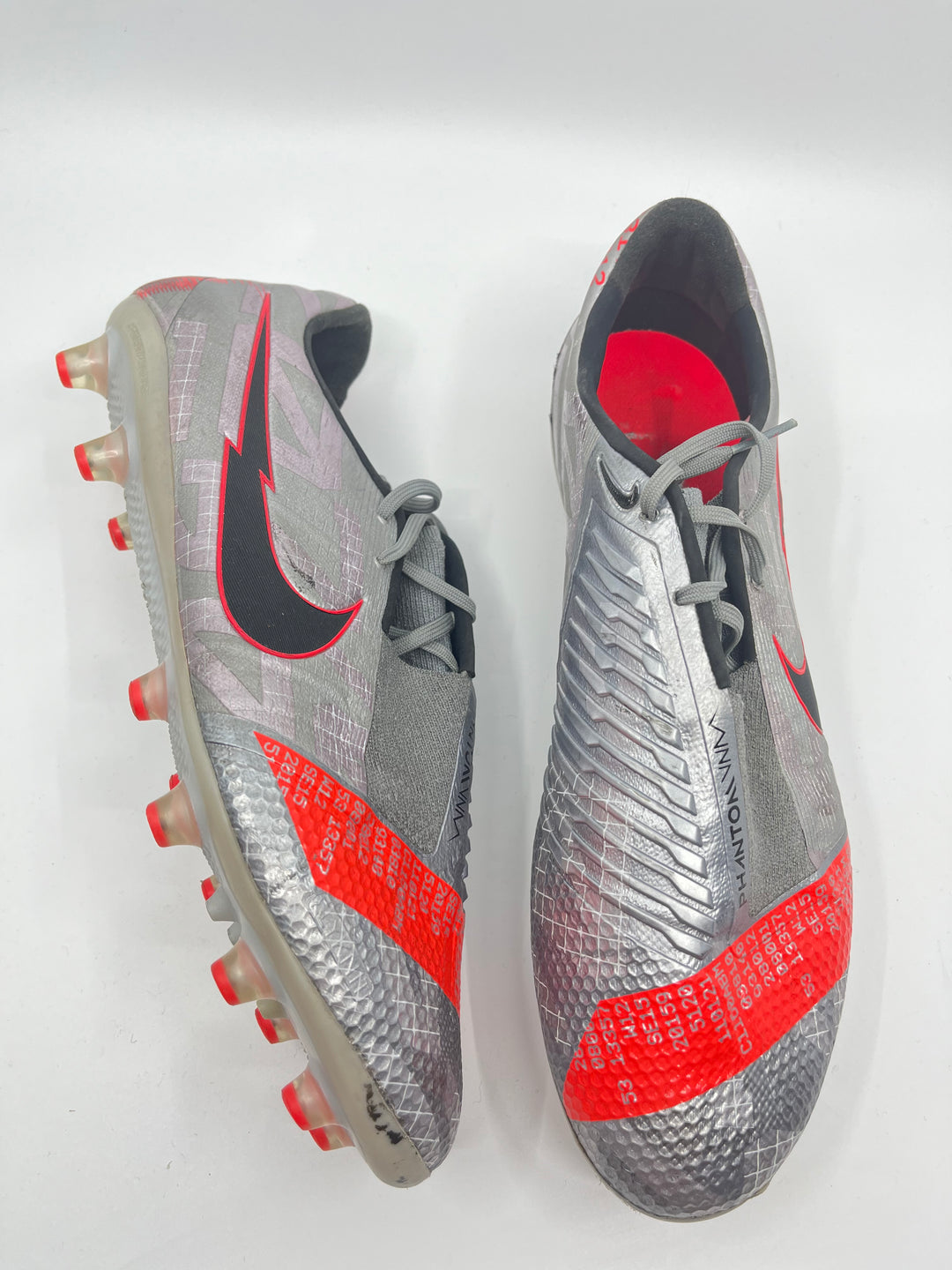 Nike Phantom Venom - Size 44.5