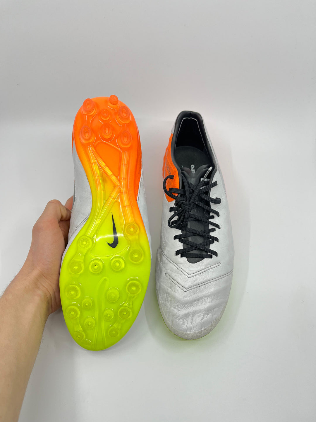 Nike Tiempo Legend 6 - Size 44.5