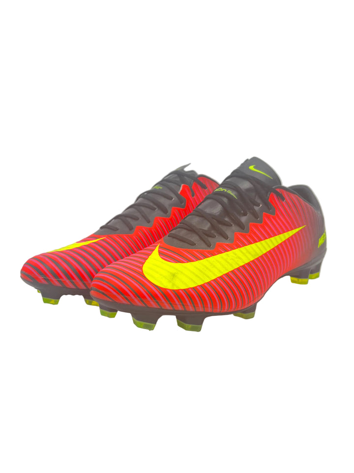 Nike Mercurial Vapor 11/XI - Size 45