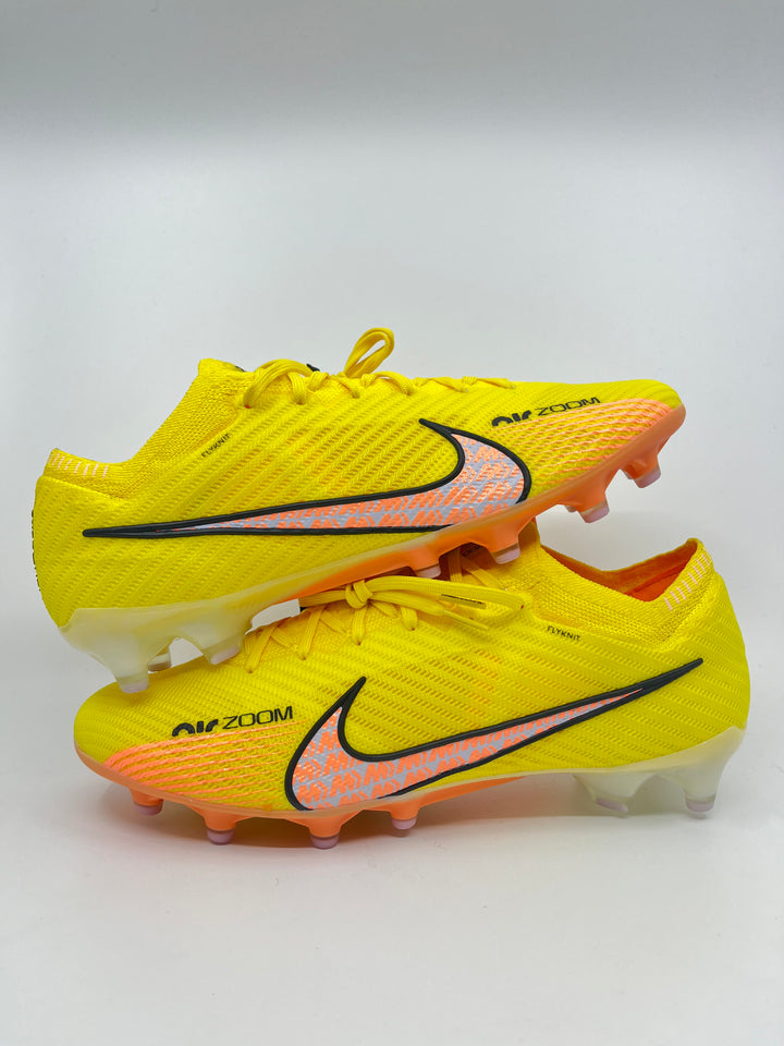 Nike Mercurial Vapor 15 - Size 44