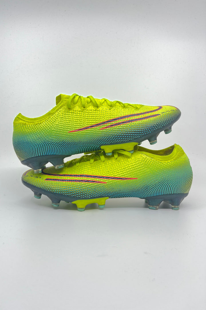 Nike Mercurial Vapor 13 DS - Size 41
