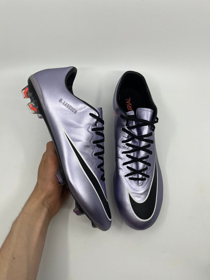 Nike Mercurial Vapor 10 - Size 45