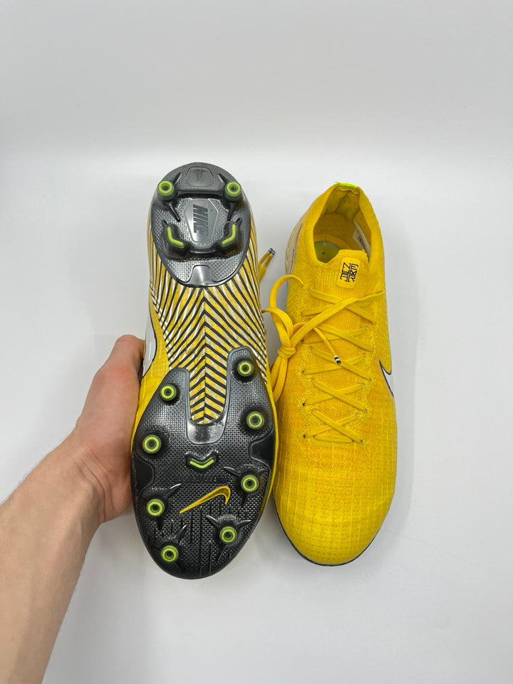 Nike Mercurial Vapor 12 NJR - Size 43