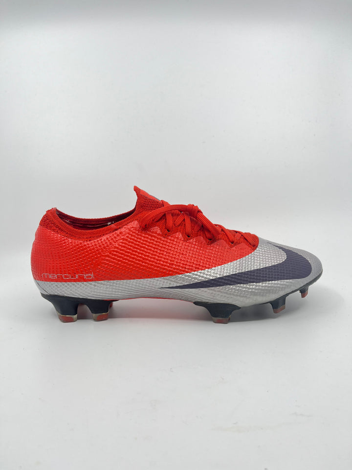 Nike Mercurial Vapor 13 DNA - Size 43