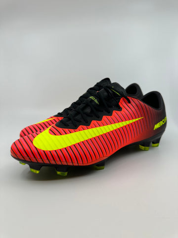 Nike Mercurial Vapor XI - Size 43