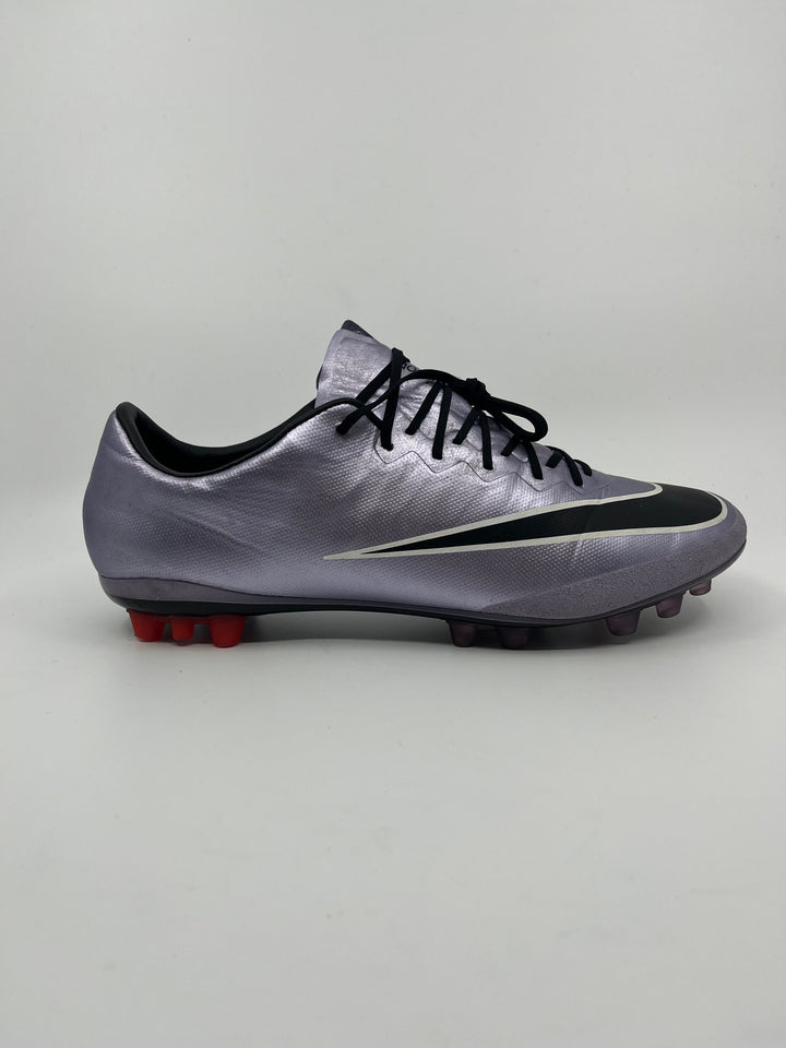 Nike Mercurial Vapor 10 - Size 42