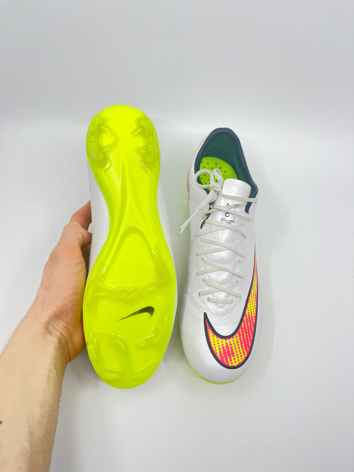 Nike Mercurial Vapor 10 - Size 41