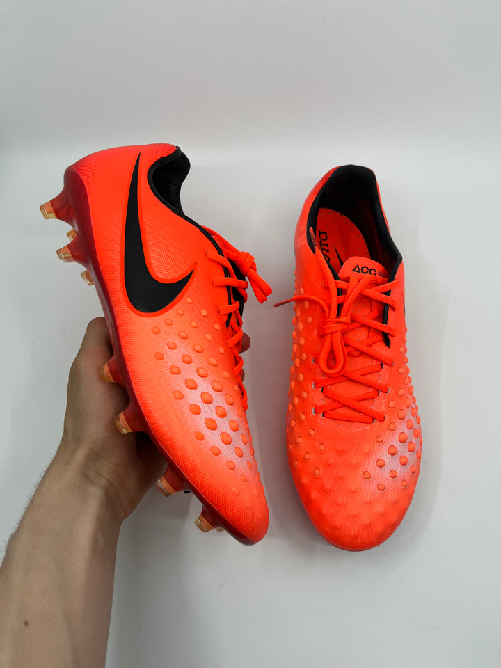 Nike Magista Opus 2 - Size 43