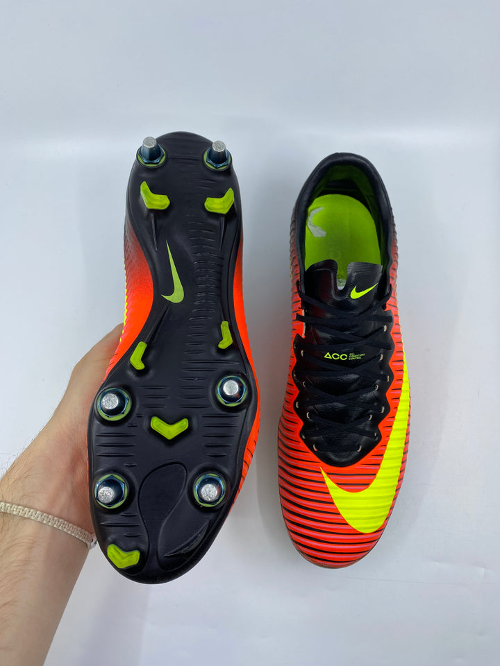 Nike Mercurial Vapor XI - Size 42