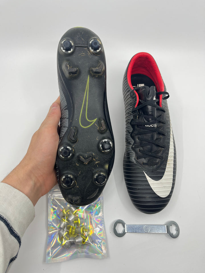 Nike Mercurial Vapor 11/XI - Size 42