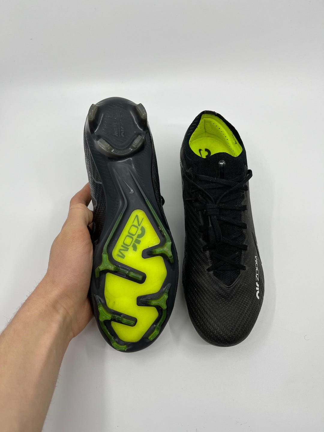 Nike Mercurial Vapor 15 - Size 40
