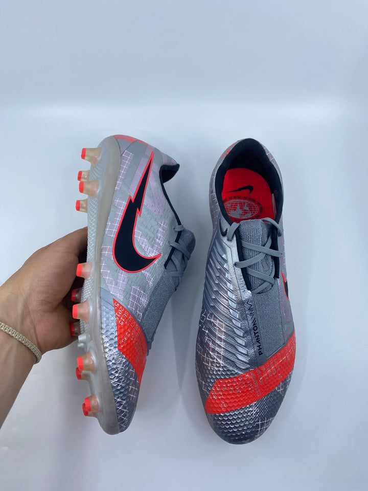 Nike Phantom Venom Elite - Size 42