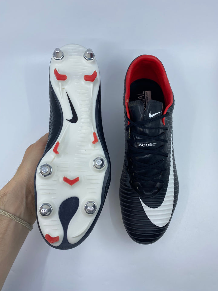Nike Mercurial Vapor XI - Size 43