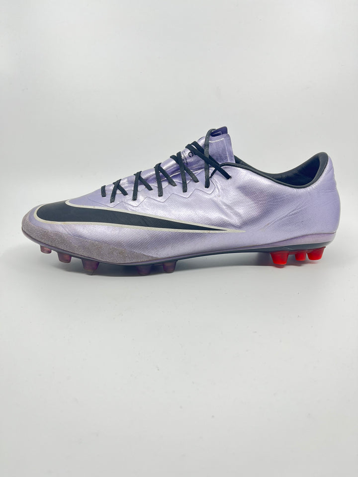 Nike Mercurial Vapor 10/X - Size 46