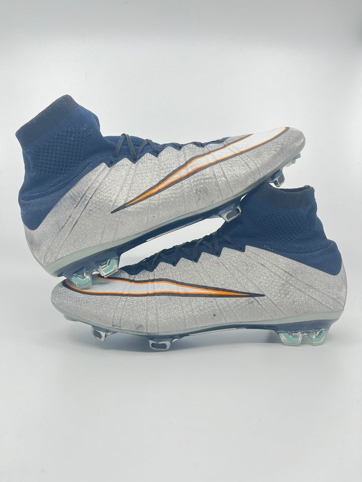 Nike Mercurial Superfly 4/IV CR7 - Size 43