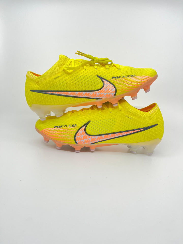 Nike Mercurial Vapor 15 - Size 41