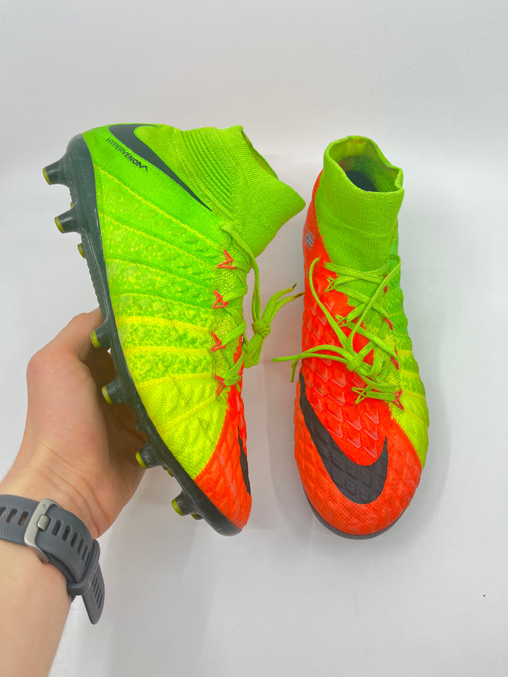 Nike Hypervenom Phantom 3 - Size 41