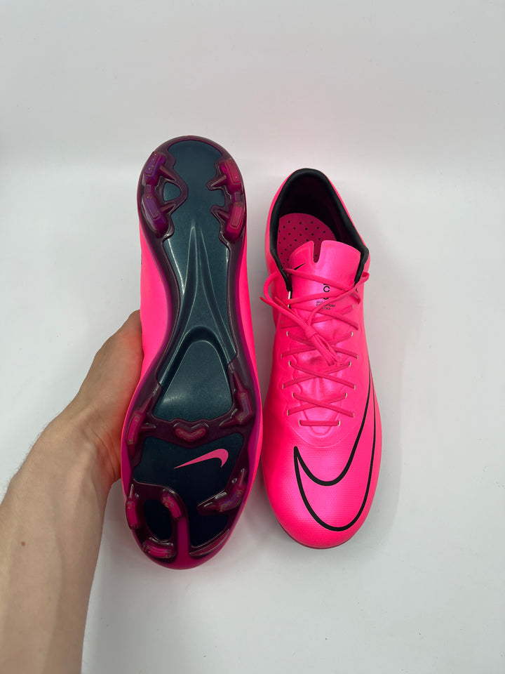 Nike Mercurial Vapor 10 - Size 45