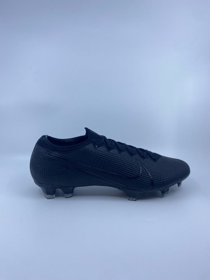 Nike Mercurial Vapor 13 - Size 44.5