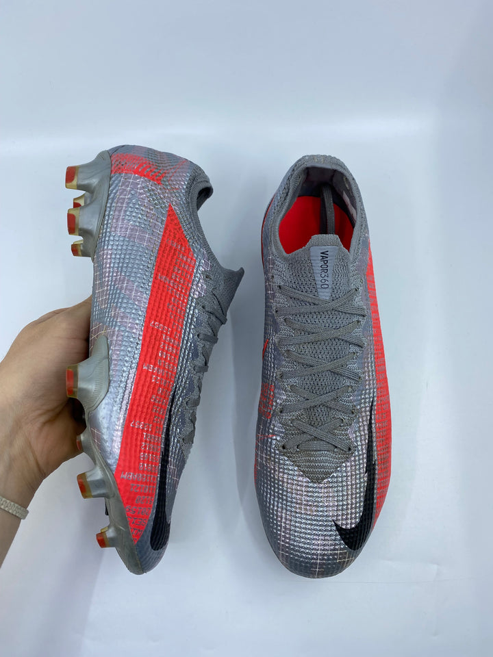 Nike Mercurial Vapor 13 - Size 41