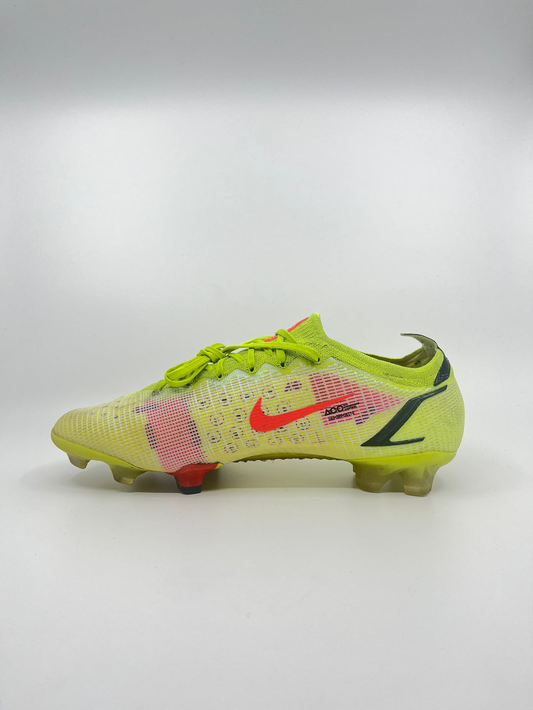 NIKE MERCURIAL VAPOR 14 - SIZE 44