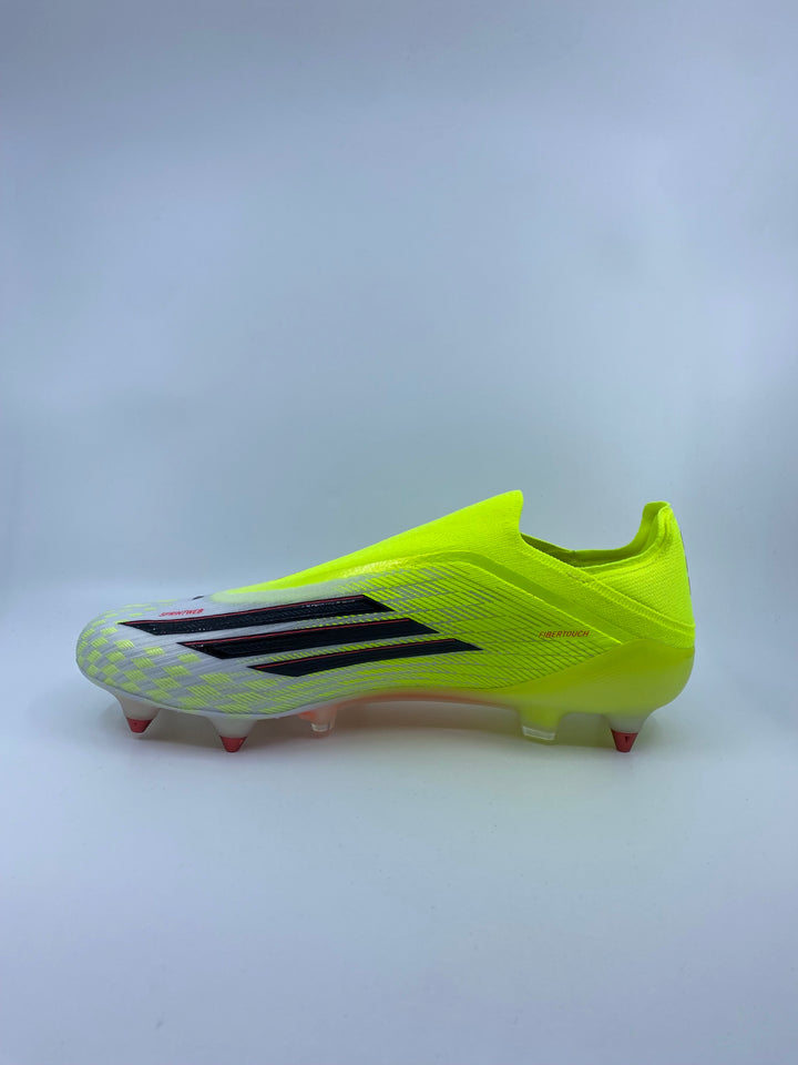 Adidas F50 Laceless - Size 43 1/3