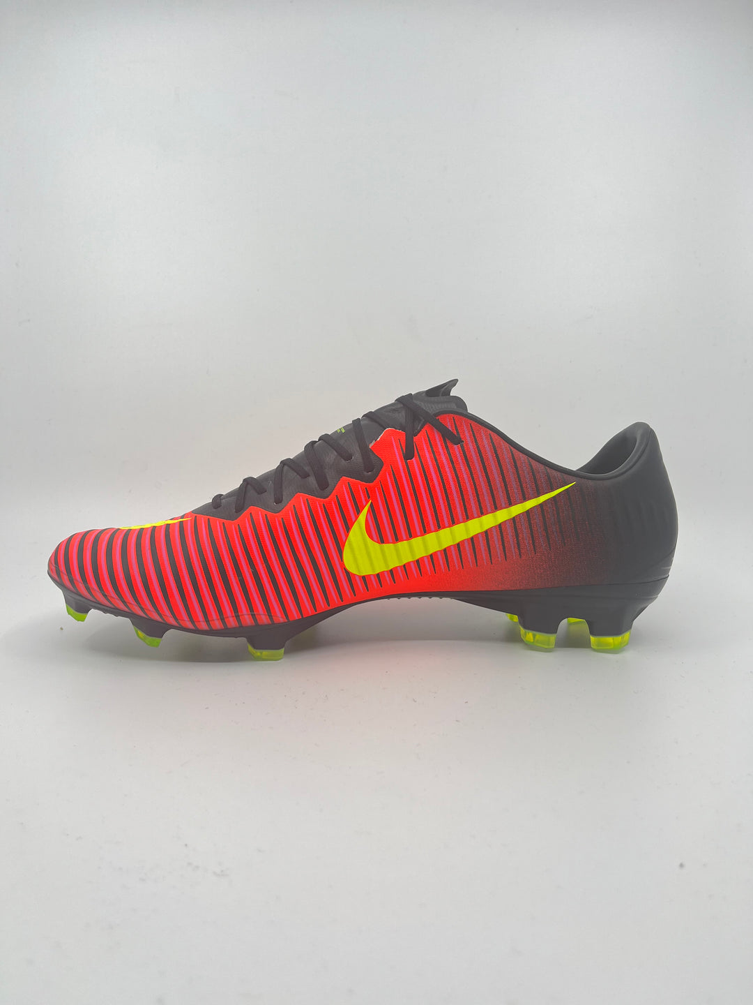 Nike Mercurial Vapor 11/XI - Size 45