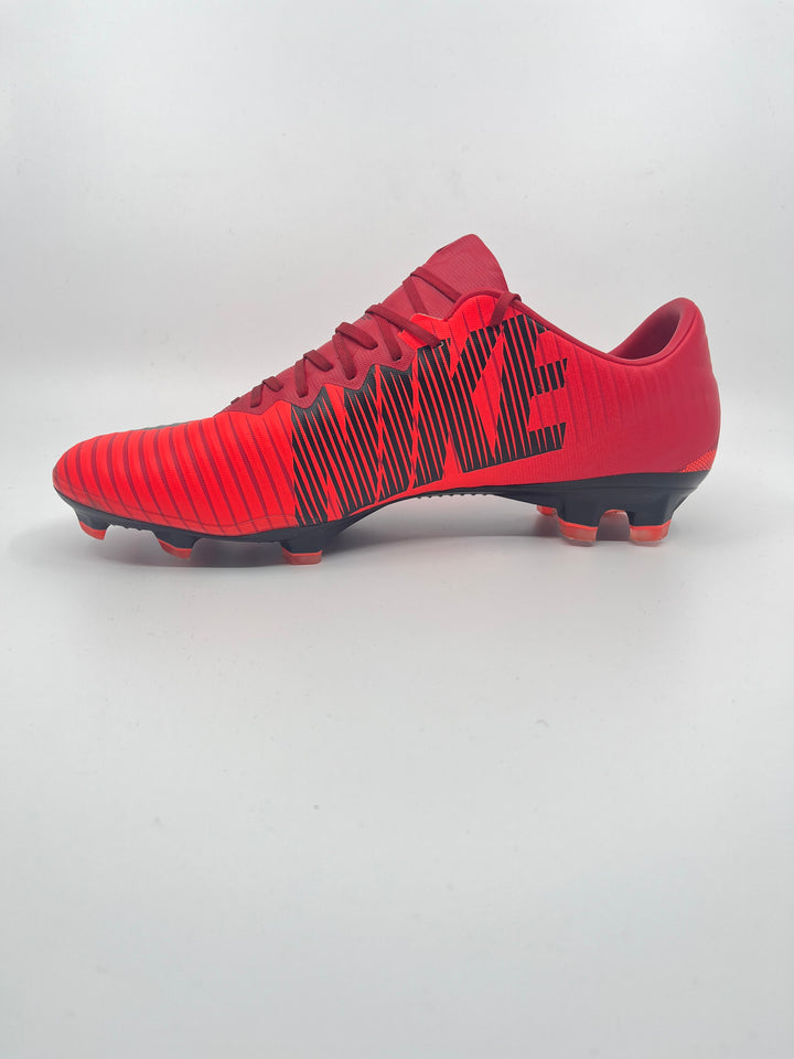 Nike Mercurial Vapor 11/XI Size 44.5