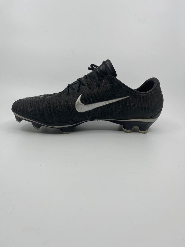 Nike Mercurial Vapor 11 - Size 44,5