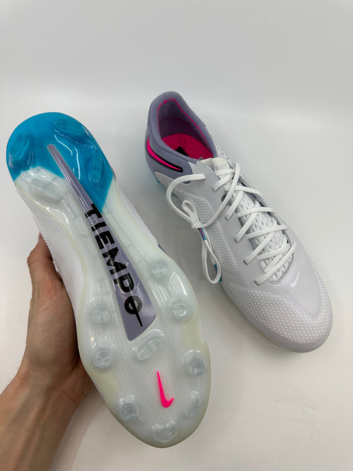 Nike Tiempo Legend 9 - Size 42,5 & 44,5