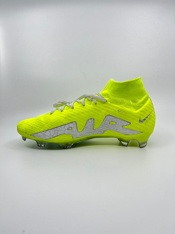 Nike Mercurial Superfly 9 ID - Size 43