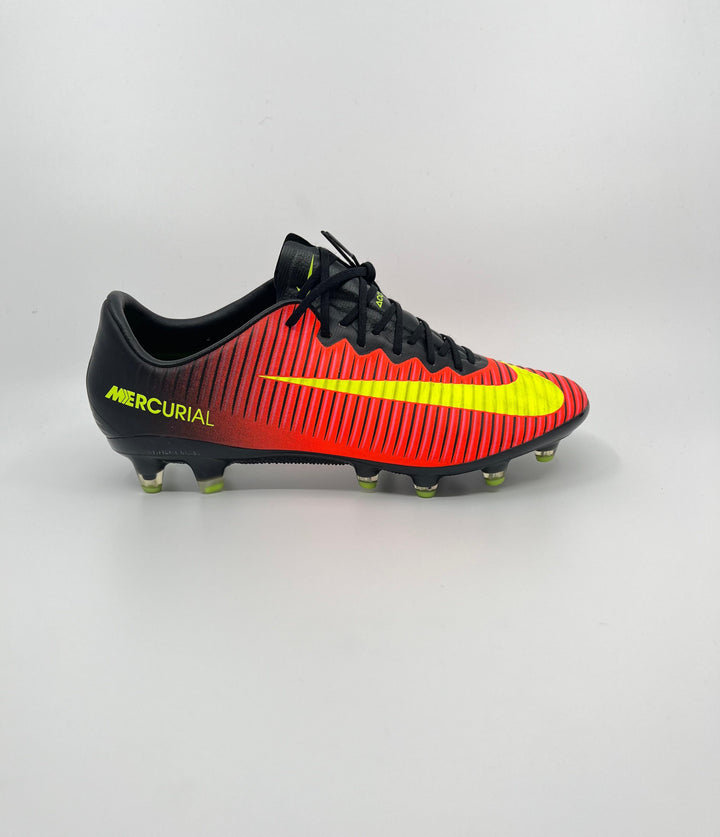 Nike Mercurial Vapor 11 - Size 39