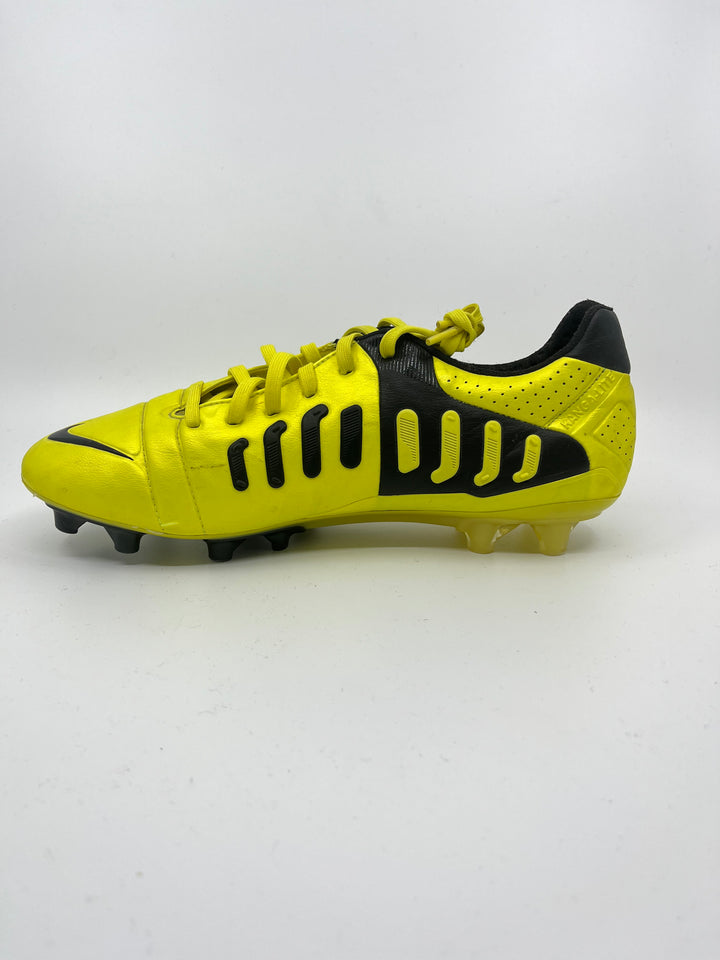 Nike CTR360 Maestri 3 - Size 44