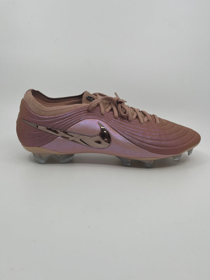 Nike Tiempo Maestro - Size 43
