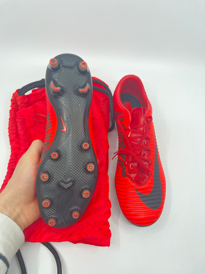 Nike Mercurial Vapor 11/XI - Size 40