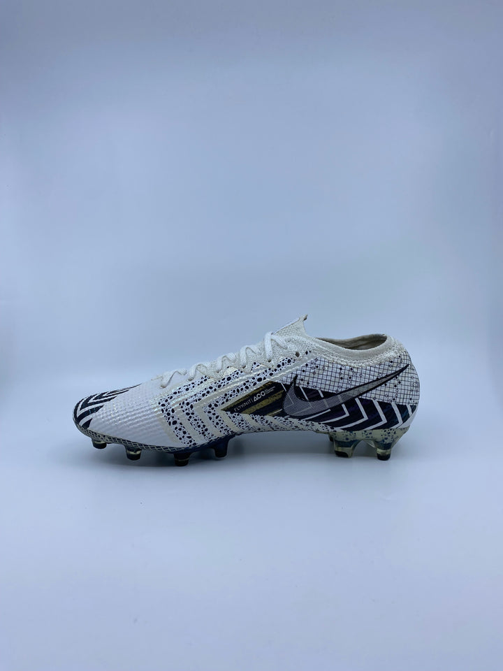 Nike Mercurial Vapor 13 - Size 40,5